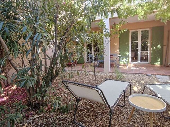 Casa quadrilocale in vendita in Bandol