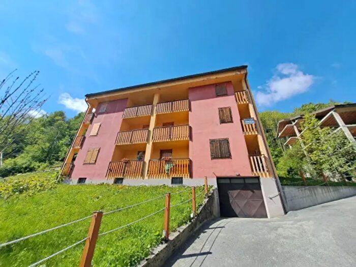 Appartamento quadrilocale in vendita in Via Ruata, Crissolo