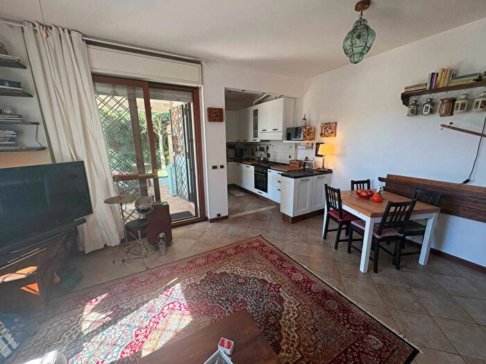 Appartamento trilocale in affitto in Via Luigi Polacchi, Bufalotta, Roma