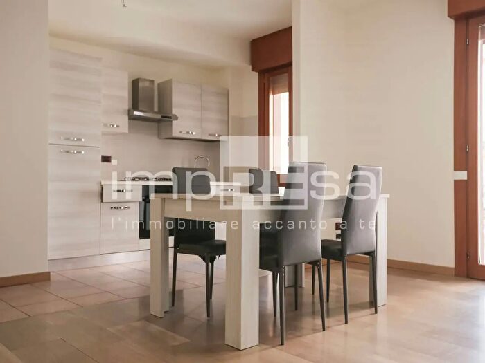 Appartamento quadrilocale in vendita in Luzzati, Treviso