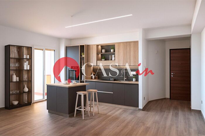 Appartamento con 6 locali in vendita in Largo Arcipeschieri, Messina