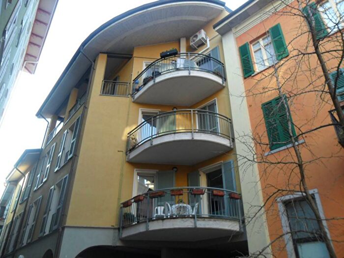 Appartamento bilocale in affitto in Via Antonio Tacchini, Pallanza Lago, Verbania