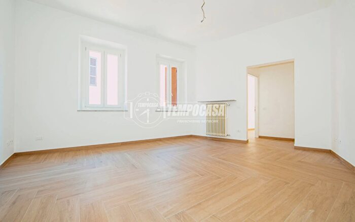 Appartamento quadrilocale in vendita in Via Roma, Robbio