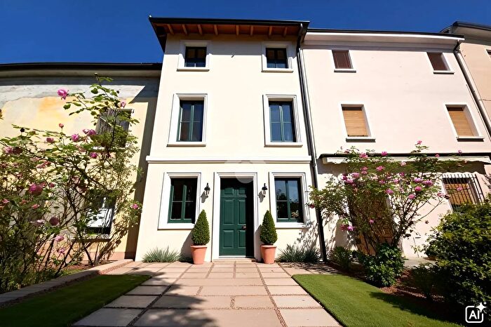 Casa trilocale in vendita in Vicolo degli Orti, Ceresara