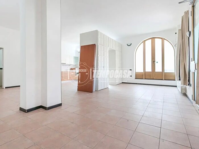Appartamento trilocale in vendita in Via Trento E Trieste, Settimo Milanese
