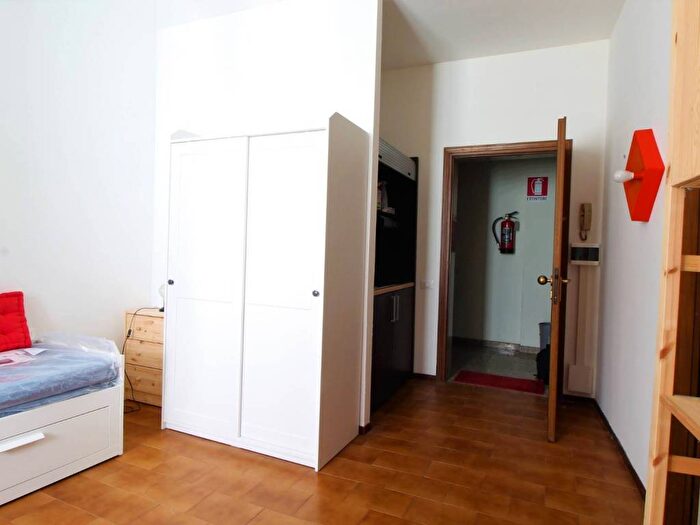 Appartamento monolocale in affitto in Via Filippo Cossa, Centro Storico, Pavia