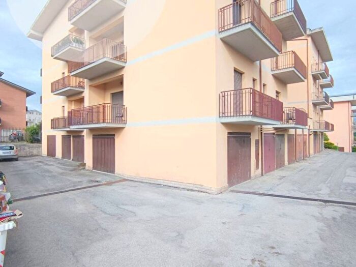 Appartamento quadrilocale in affitto in Via Salaria Antica Est, Pile, L'Aquila