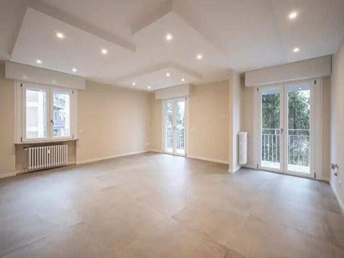 Appartamento trilocale in vendita in Via Tito Zaniboni, Parma