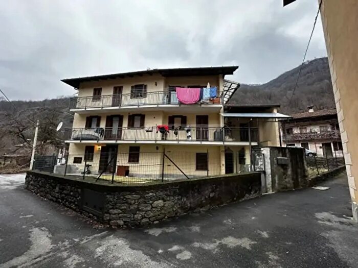 Appartamento trilocale in vendita in Località Centro, Vocca