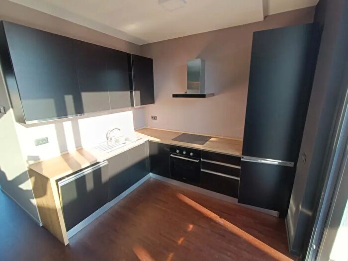 Appartamento trilocale in affitto in Via Giovanni Battista Somis, Andria