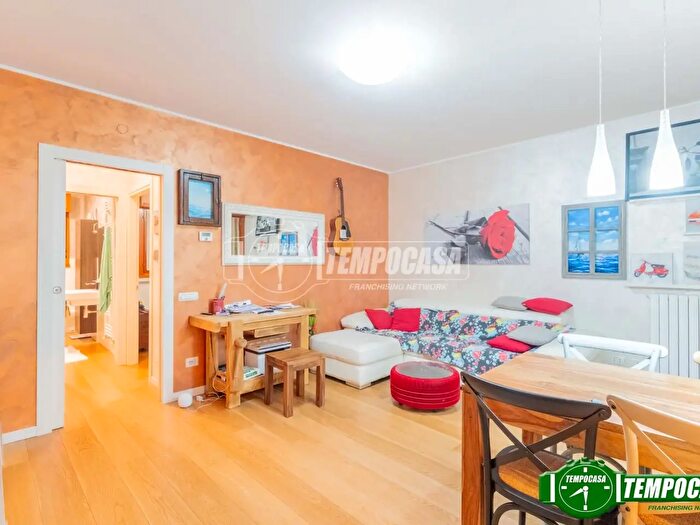 Appartamento bilocale in vendita in Via Repubblica d, Bollate