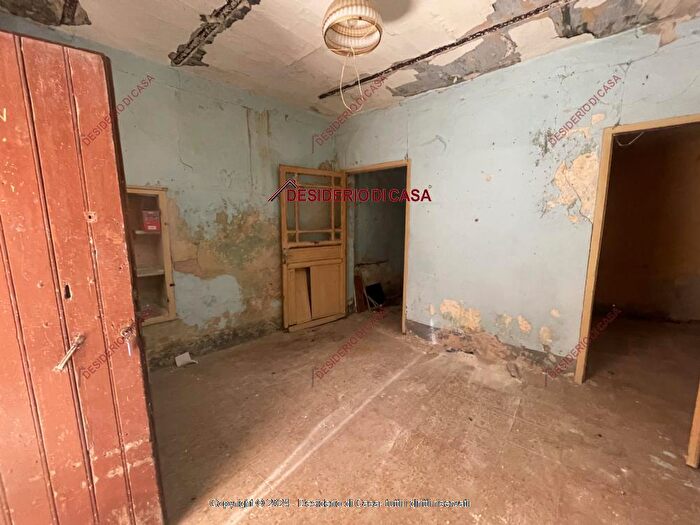 Appartamento bilocale in vendita in Piazza Duomo Carini Pa Italia, Carini