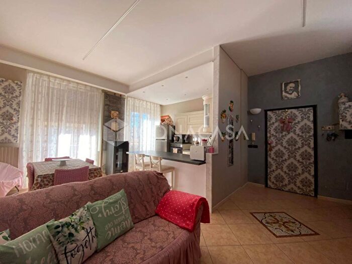 Appartamento trilocale in vendita in Corso Amedeo dAosta, San Severo