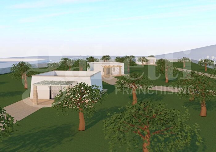 Casa con 6 locali in vendita in Posto Rosso, Alliste