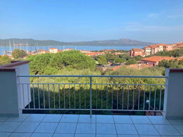 Appartamento trilocale in vendita in Via Cassiopea Olbia, Olbia