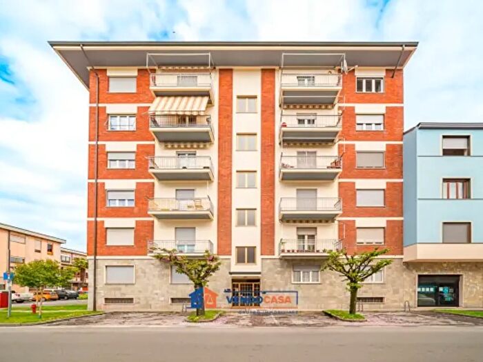 Appartamento quadrilocale in vendita in Viale Risorgimento, Bra