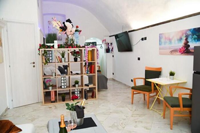 Appartamento monolocale in vendita in Via Alga, Civitavecchia