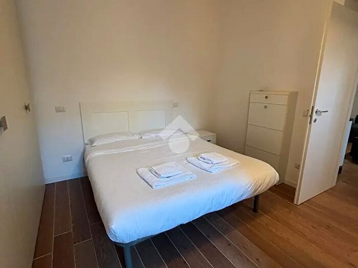 Appartamento bilocale in vendita in Via Frisi, Milano