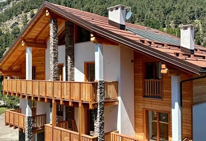 Case in Vendita e in Affitto - 2