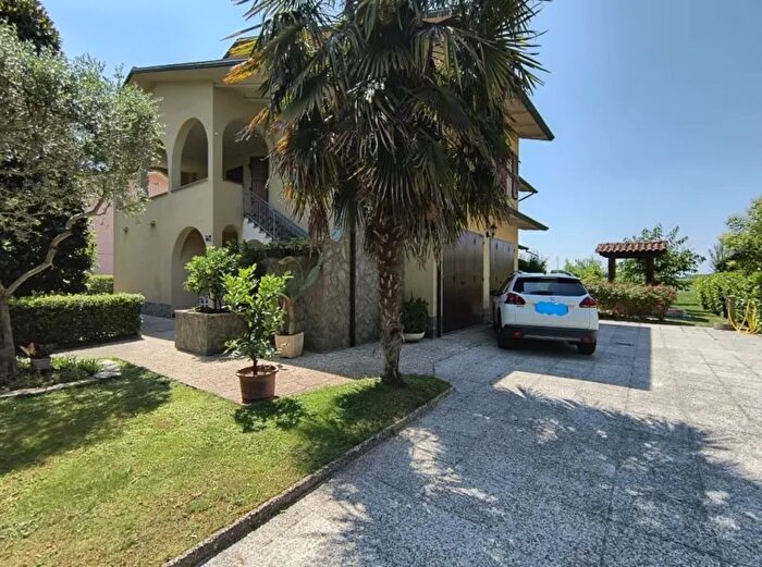 Casa con 5 locali in vendita in Nonantola Emilia Romagna Italia, Nonantola