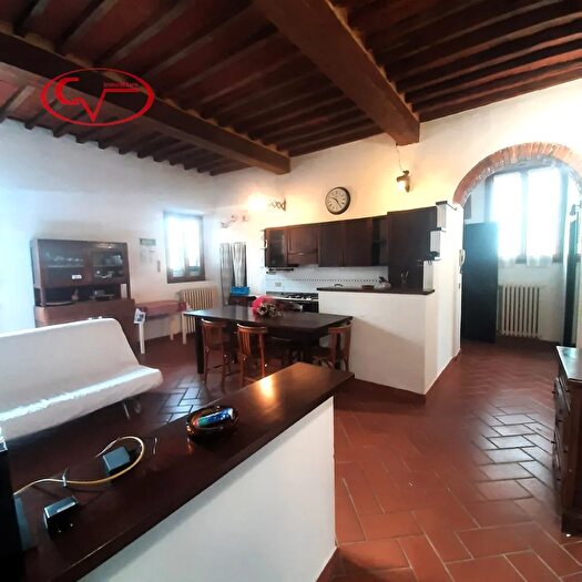 Appartamento quadrilocale in vendita in Via Marzia, Montevarchi