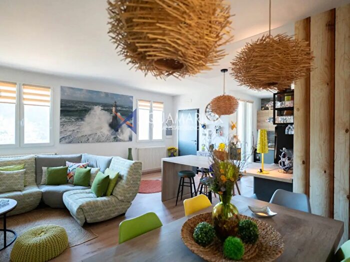 Casa quadrilocale in vendita in Regione Gurabba, Vallecrosia