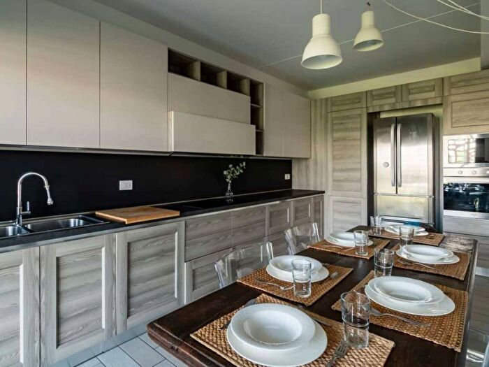 Appartamento con 5 locali in affitto in Via Marco Fabio Quintiliano, Viale Ungheria Mecenate, Milano