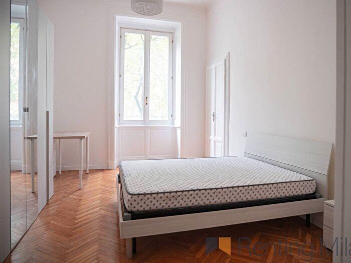 Appartamento quadrilocale in affitto in Via Spartaco, Cadore, Milano