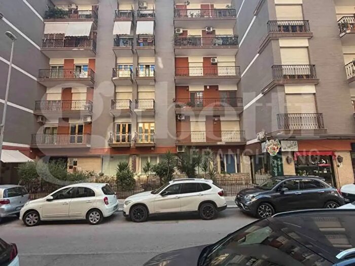 Appartamento quadrilocale in vendita in Via Alvisi, Barletta