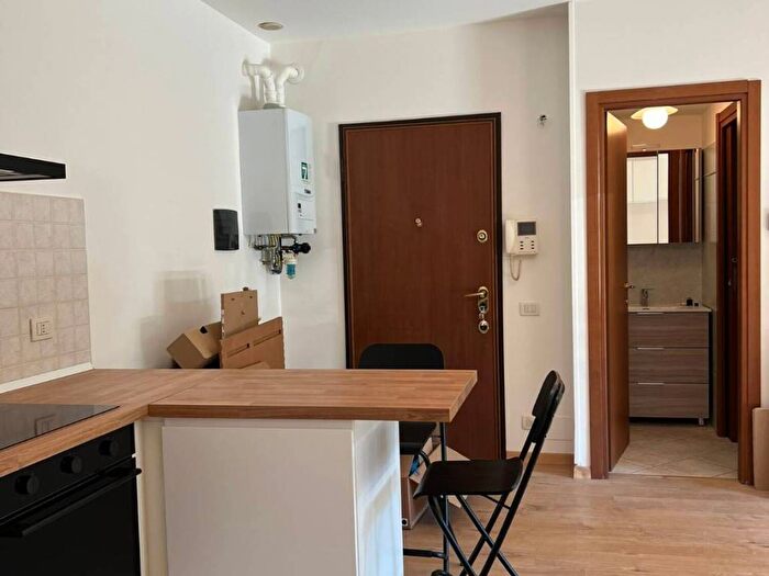 Appartamento monolocale in affitto in via Navedano, Camnago Volta, Como