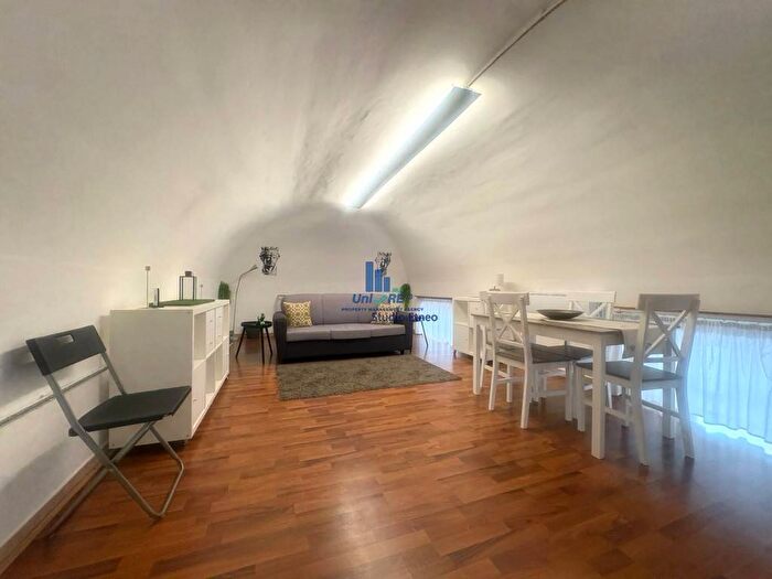 Appartamento trilocale in affitto in Viale Regina Margherita, Villa Bellini Santa Maria di Gesù, Catania