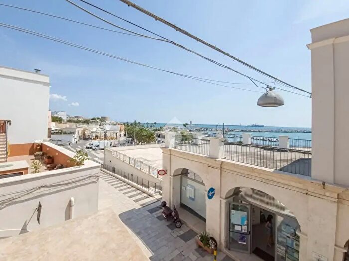 Appartamento quadrilocale in vendita in Via Santa Chiara, Manfredonia