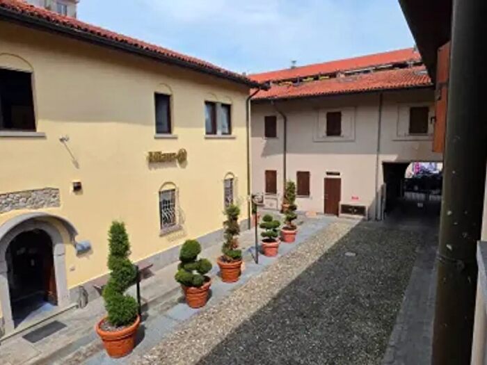 Appartamento bilocale in vendita in Via Vittorio Emanuele II, Vimercate