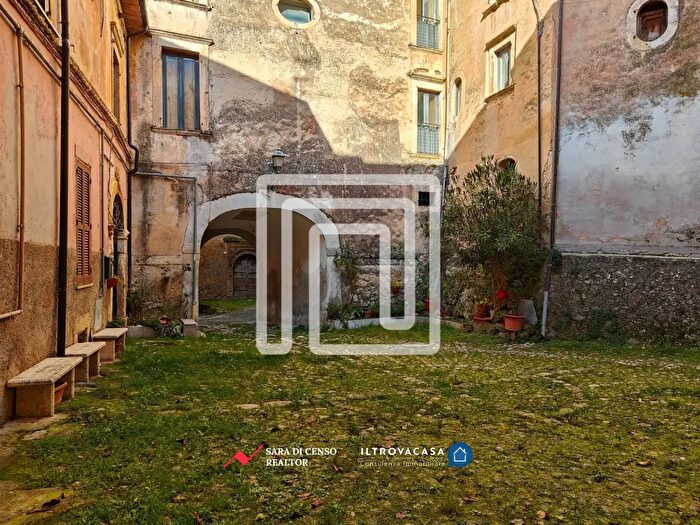 Case in Vendita e in Affitto - 3