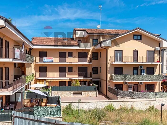 Appartamento bilocale in vendita in Via Piano Tavola Cda VazzanoComplesso Bgm Snc, Motta SantAnastasia