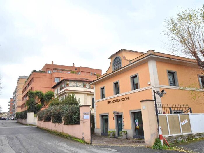 Casa con 6 locali in vendita in Via Gaetano Astolfi, Portuense, Roma