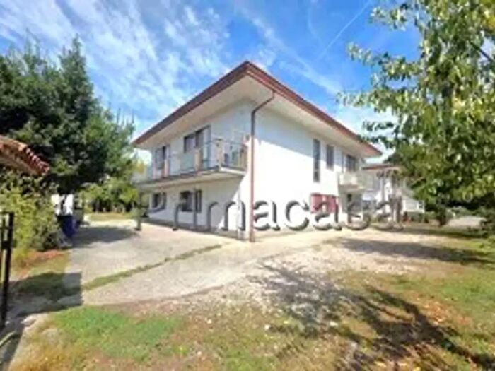 Casa con 6 locali in vendita in Via Altinia, Venezia