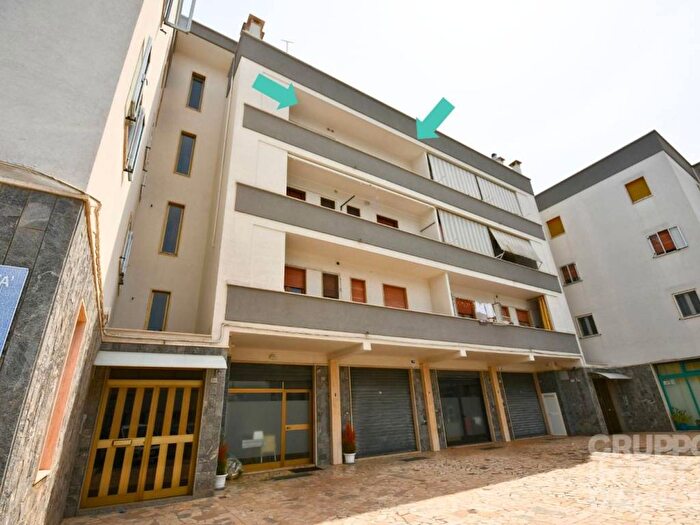 Appartamento con 6 locali in vendita in Via Fasano, Centro, Cisternino