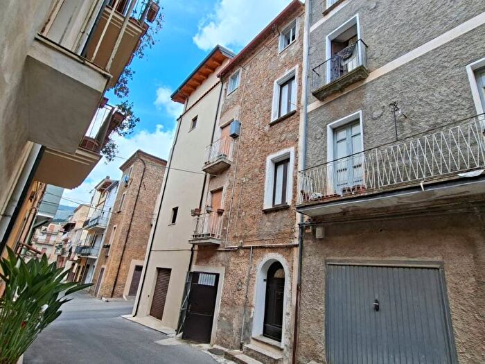 Casa bilocale in affitto in Via Galluppi, Nicastro Sambiase, Lamezia Terme