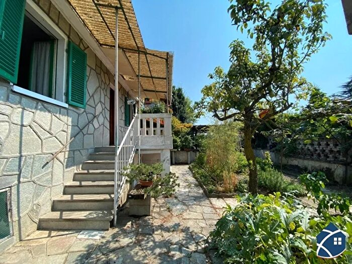 Casa quadrilocale in vendita in Pinerolo Via Trombotto, Pinerolo