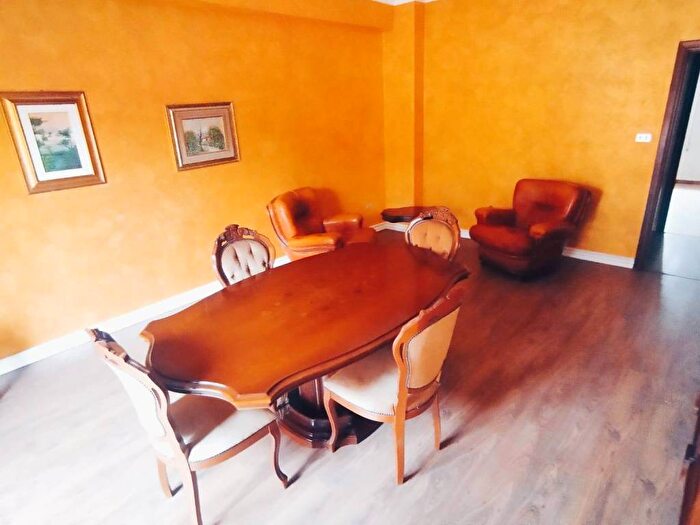 Appartamento quadrilocale in affitto in Via Napoli, Centro, Avezzano