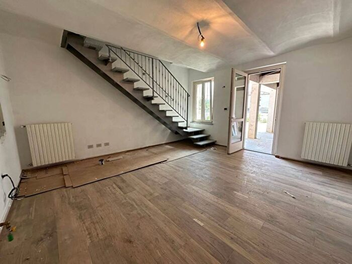 Casa trilocale in affitto in Via Giacomo Scotti, Costigliole d'Asti