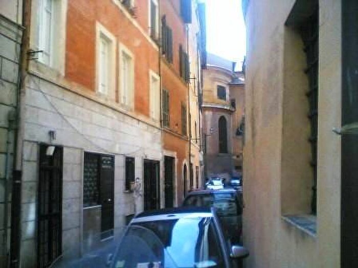 Appartamento trilocale in affitto in Via Beato Angelico, Pantheon, Roma