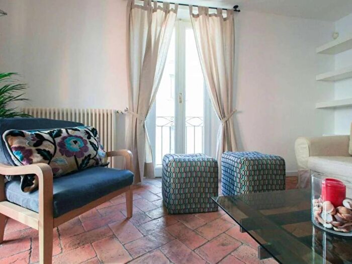 Appartamento trilocale in affitto in Brera, Milano