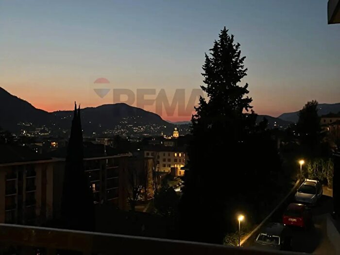 Appartamento bilocale in affitto in Como