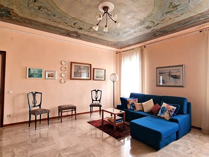 Appartamento con 5 locali in vendita in Chioggia