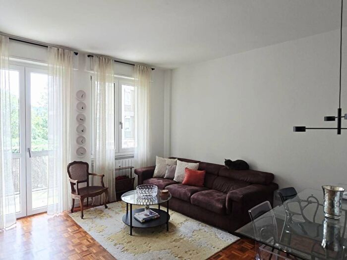 Appartamento trilocale in affitto in Via Alcuino, Sempione, Milano