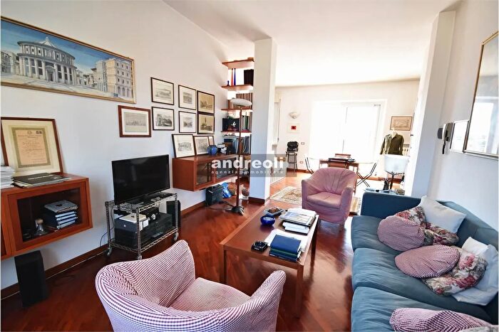 Appartamento quadrilocale in vendita in Chiaravalle