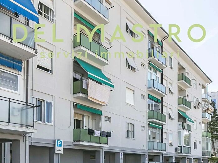 Appartamento trilocale in vendita in Tavernelle, Ancona