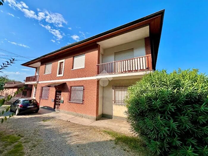 Appartamento quadrilocale in vendita in Via Cerruti, Montechiaro D'Asti